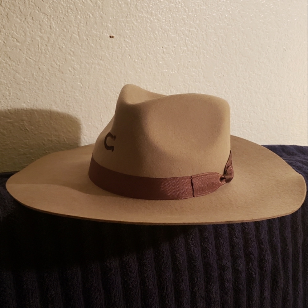 Charlie 1 Horse Woman's Hat